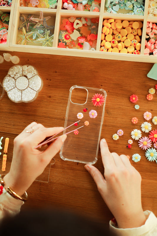 Atelier DIY coque de téléphone mercredi 11 mars chez Annahpa